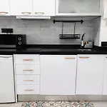 Smart Studio Waves