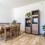 Nice Home In Jun With Wifi