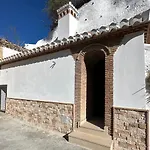 Cueva Virgen De Las Nieves
