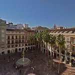 Apartamentos Plaza Constitución - Larios