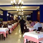Hostal Restaurante El Cazador