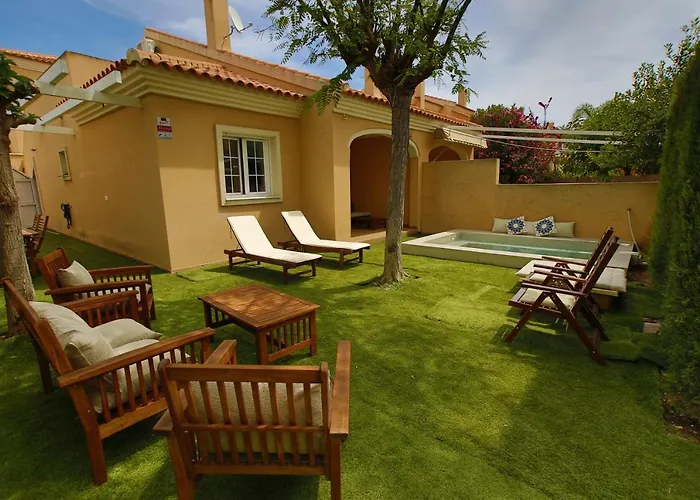 Chalet con piscina privada Playa&Montaña- Private pool