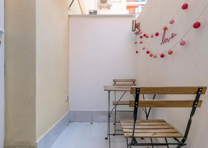 HOMEABOUT DIEGO DE LEÓN Apartment II