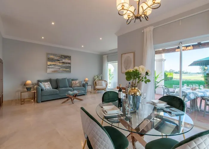 Arcos Gardens - The Townhouse - Luxury Accommodation