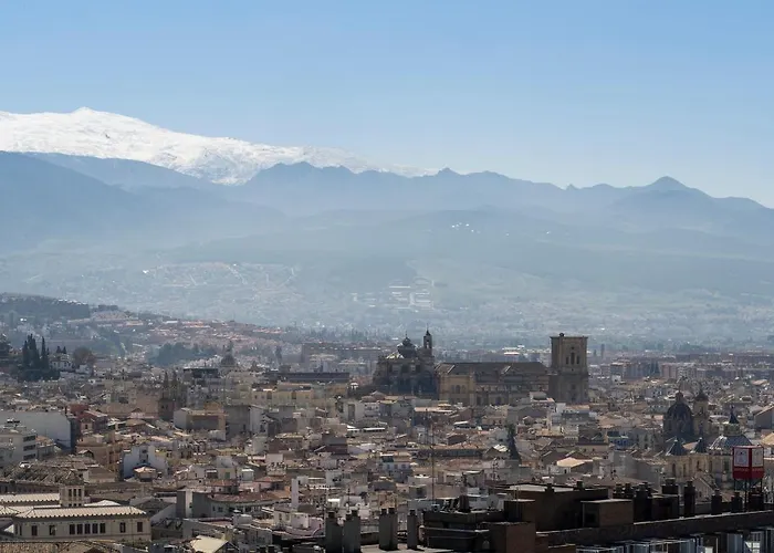 Atico Top Granada, Penthouse, 18-19Th Floor, City Centre, Views, Terrace, Free Parking