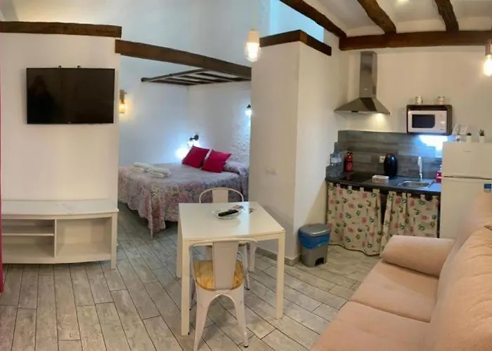 Vivienda Con Fines Turisticos Lagarto De Jaen 2B