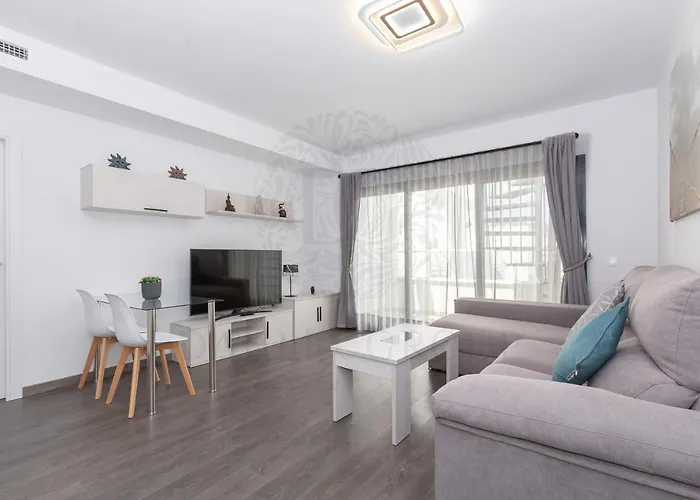 Estepona Gardens Beach Apartment