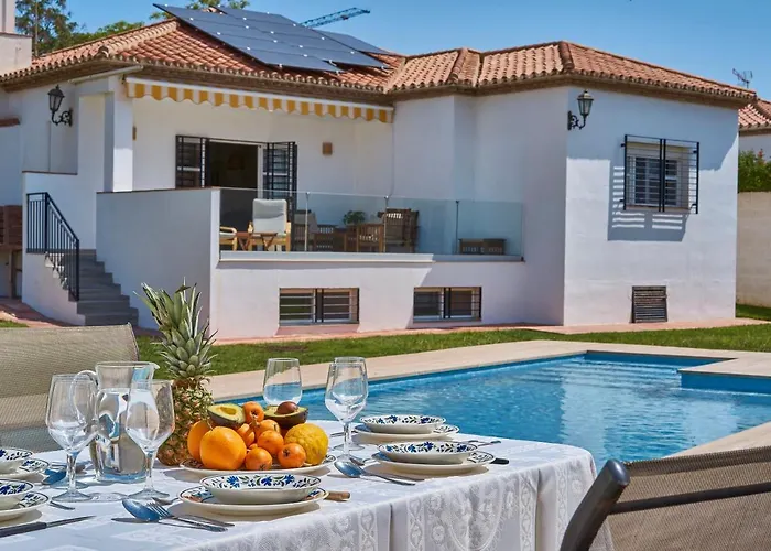 Relax, Family, Telecommuting & Private Pool