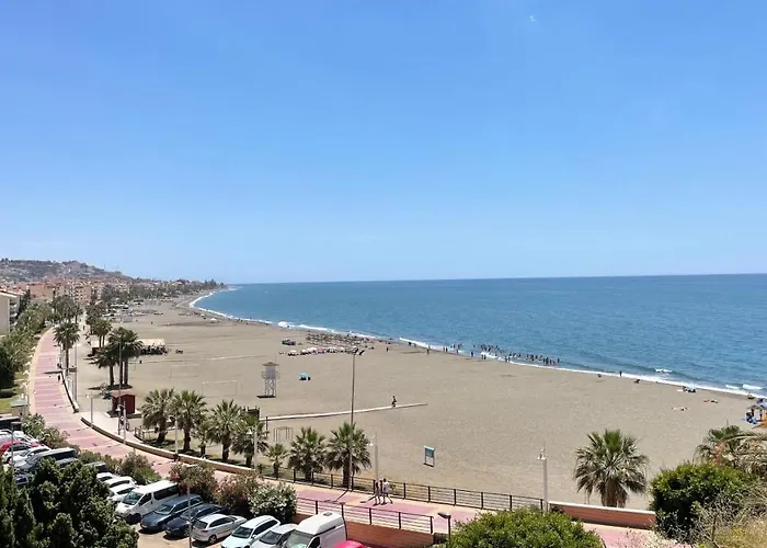 Moderno piso a pie de playa 3 dormitorios Rincon de la Victoria Malaga