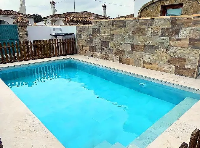 Chalet Con Piscina Privada Y Barbacoa