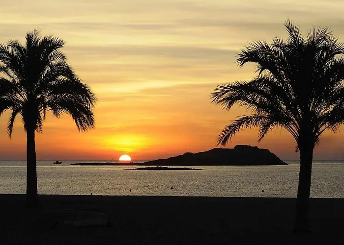 Las Marinicas Primera Linea De La Playa