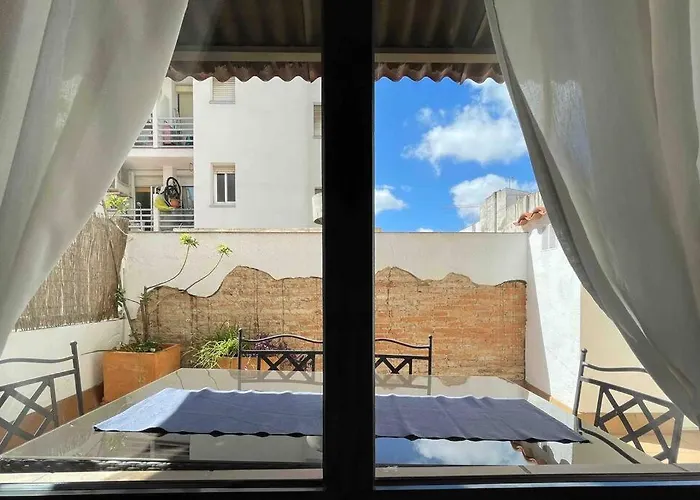 @Hostourist Bcn Fira Granvia Plaza Europa-Justicia