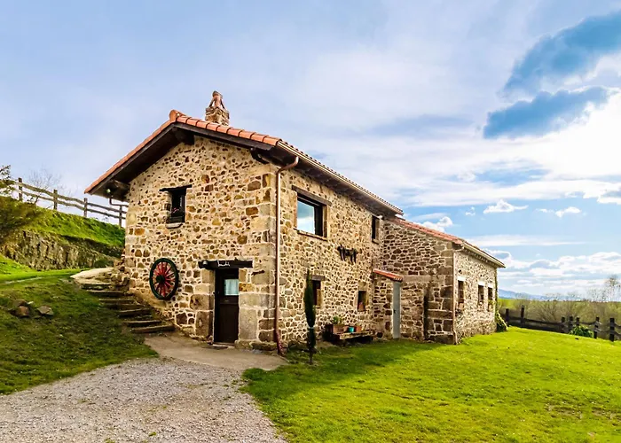 Cabaña pasiega cerca de Cabáceno y Liérganes