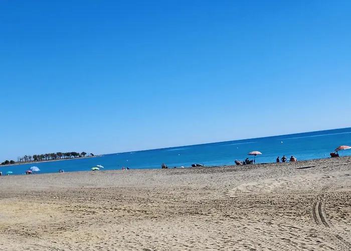 Ático dúplex en primera línea con piscina privada!