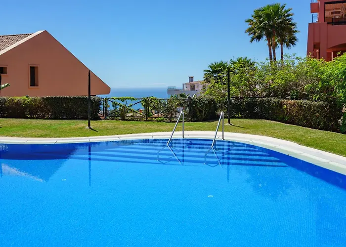 Apartment Cascadas De Calahonda By Interhome