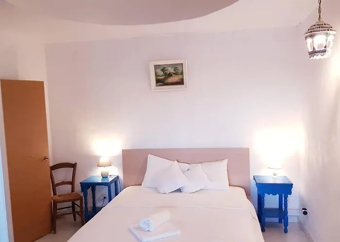 Nijar Has Been Described As One Of The Most Picturesque Towns In The Whole Of Spain. A Visit To Nijar Guarantees The Traveller A Flavour Of The \'Real\' Andalusia Without The Need To Overspend On The Trip.