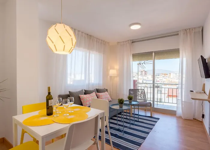 Malagasuite Fuengirola Yate III