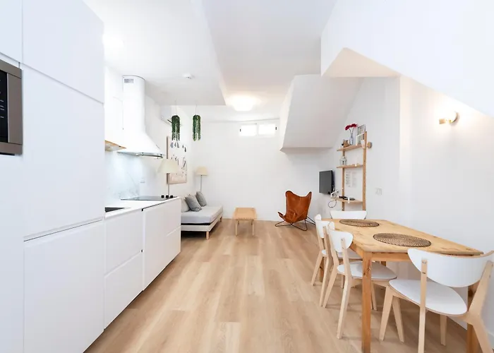 Duplex Victoria By Dossan