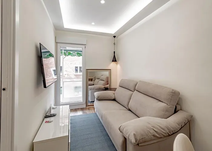 Campo Real Amazing New Apartment 6Pax