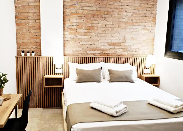 Ariqus Fira Apartments