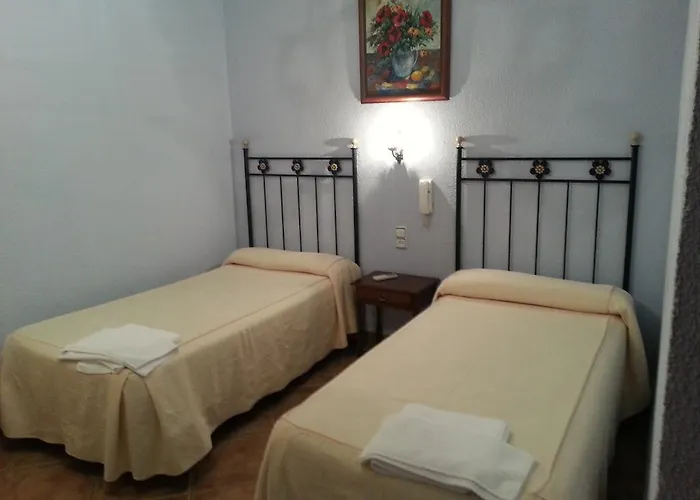 Hostal Restaurante El Cazador