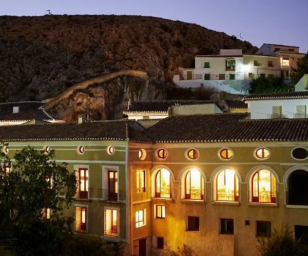 Hotel Casa De Los Arcos