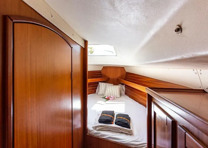 Sail Boat To Sleep