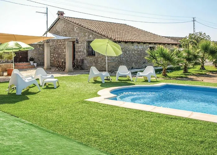 Three-Bedroom Holiday Home in Villanueva del Duque