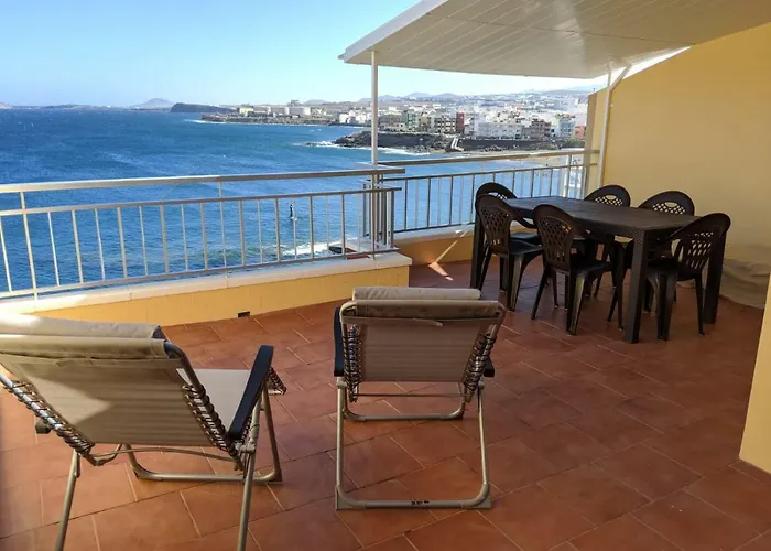 Primera Linea Con Amplia Terraza