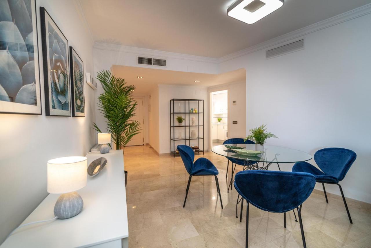 Apartamento Vacation I Terrazas De Banus, Comfy And Stylish Apartment, Puerto Banus Marina, 24-7 Security *