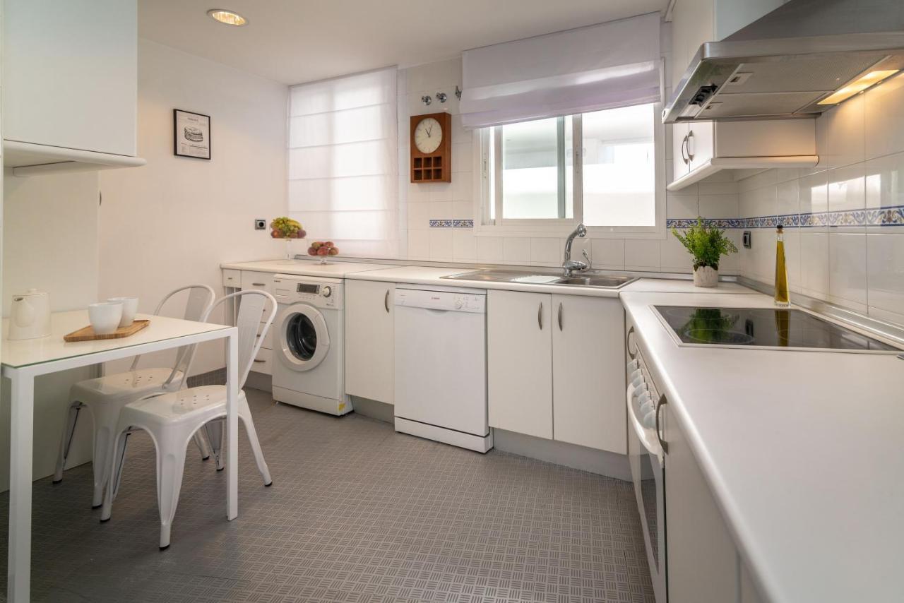 Apartamento Vacation I Terrazas De Banus, Comfy And Stylish Apartment, Puerto Banus Marina, 24-7 Security *