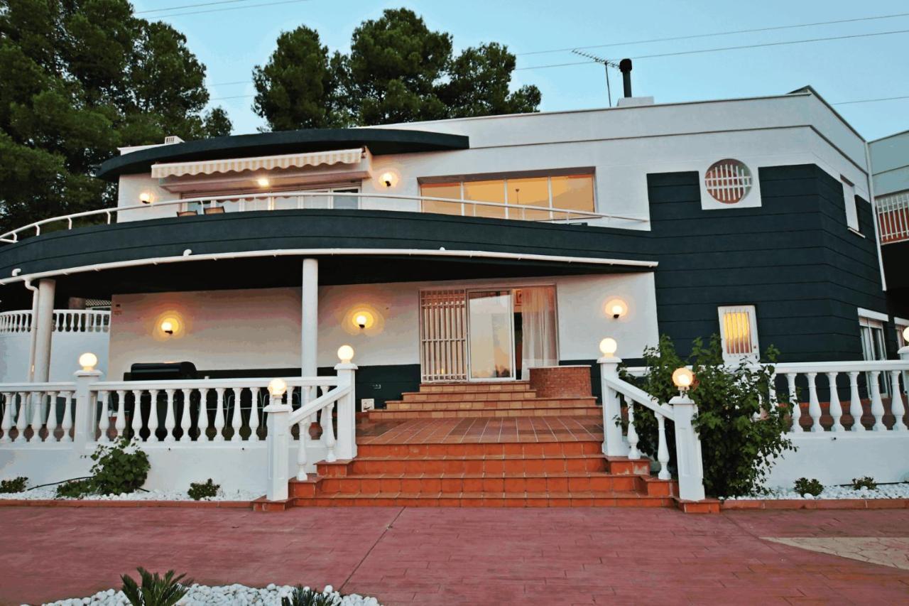 Tess Arenas * Alhaurín de la Torre