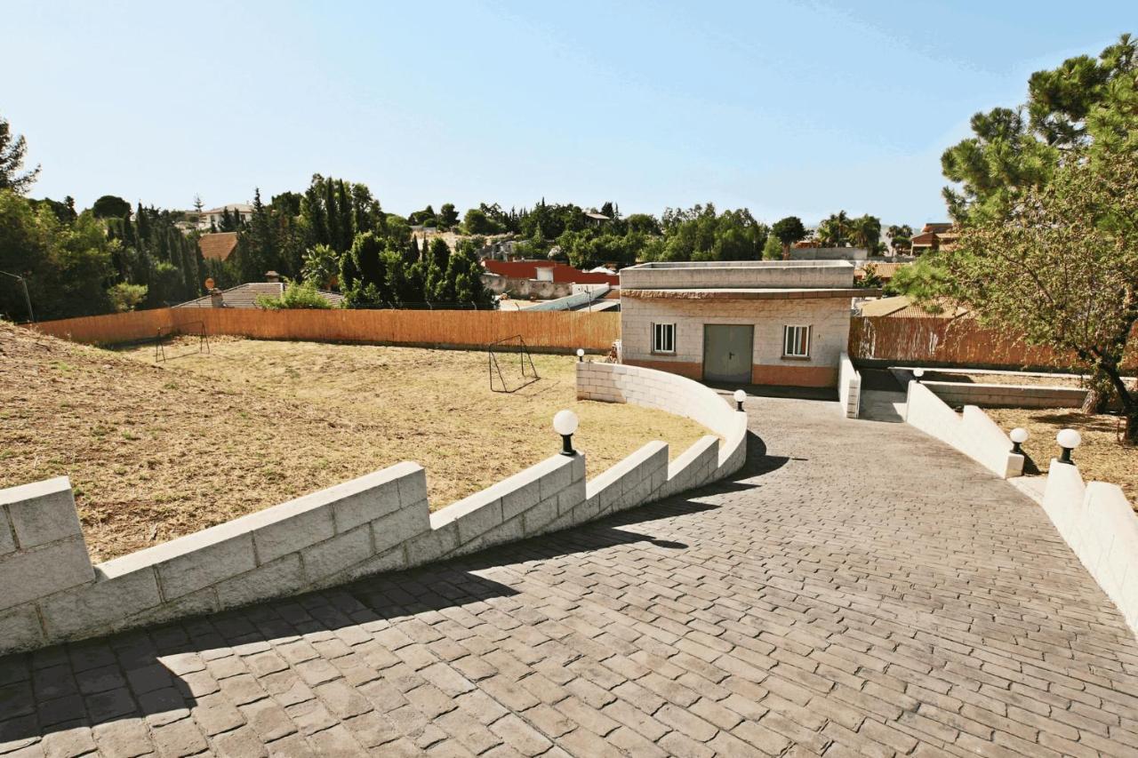 Villa Tess Arenas