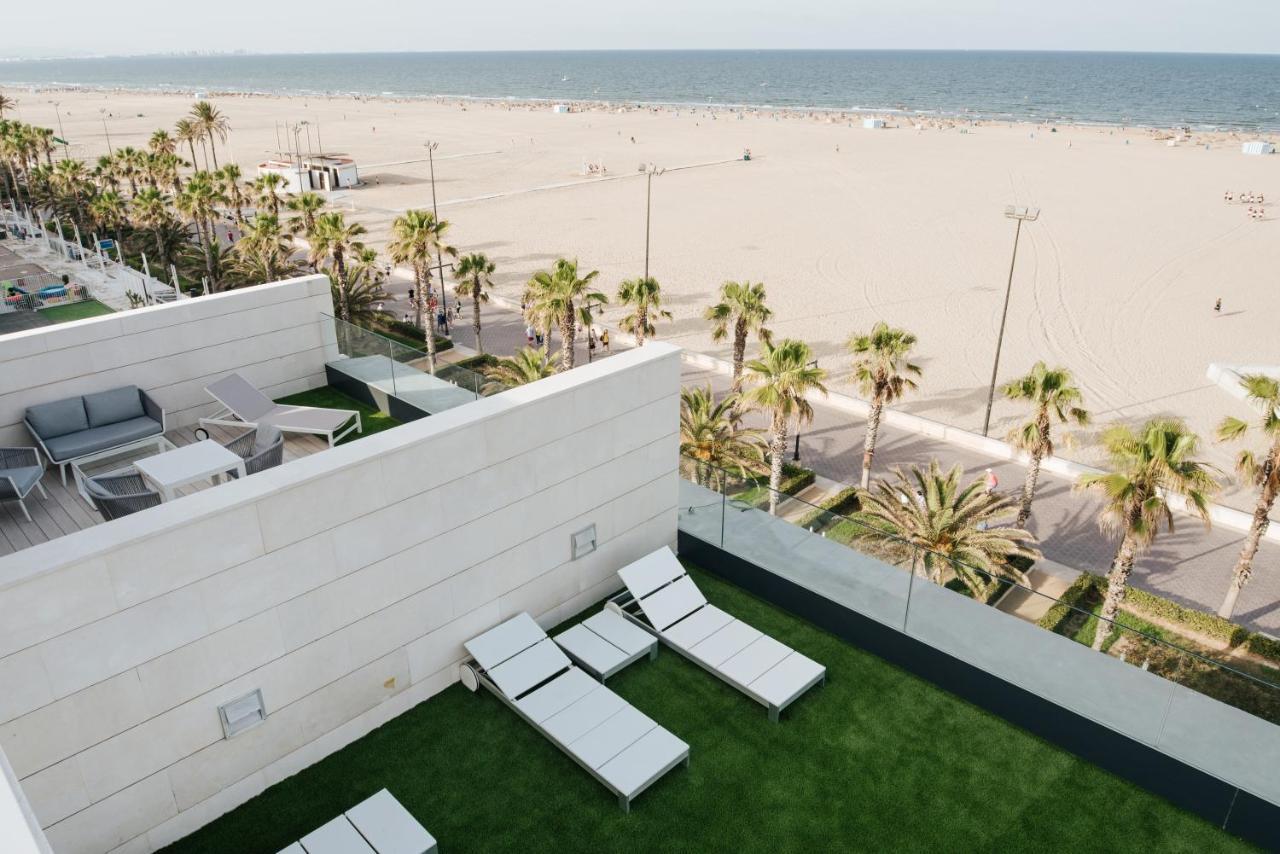 Hotel Neptuno Playa & 4*