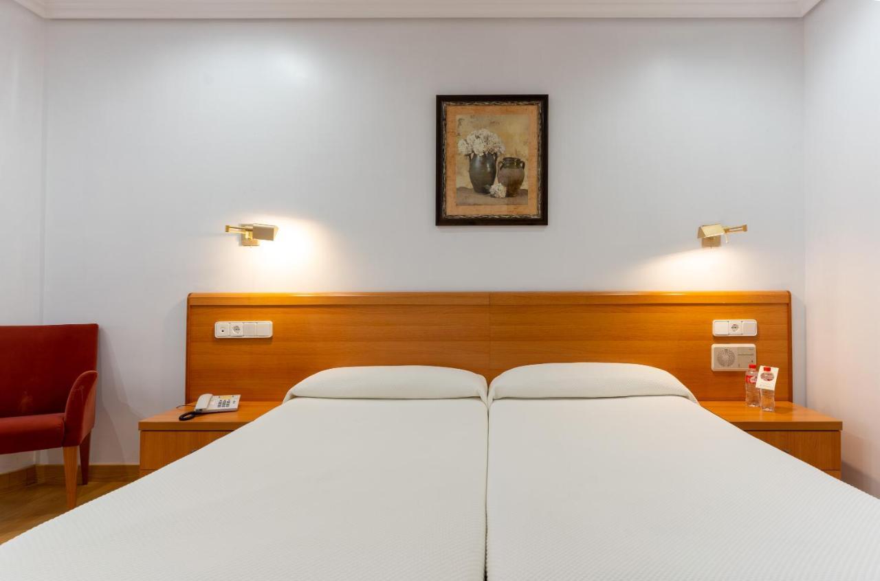 Chateau La Roca 3*