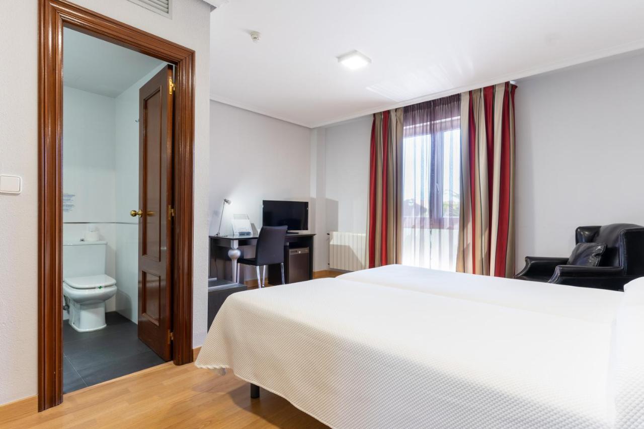 Chateau La Roca Hotel 3*