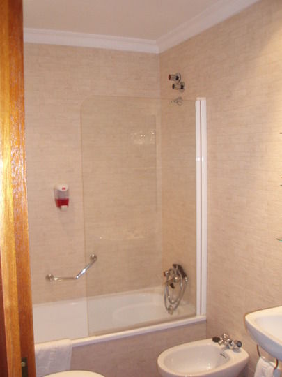 Guadaira Hotel *