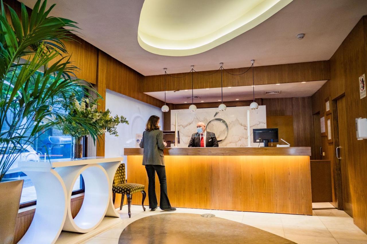Opera Hotel