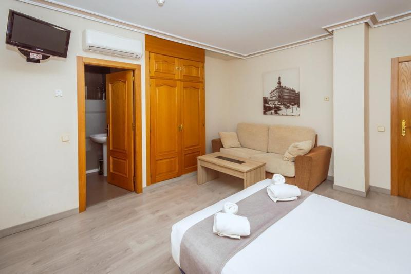 El Cruce Guest house