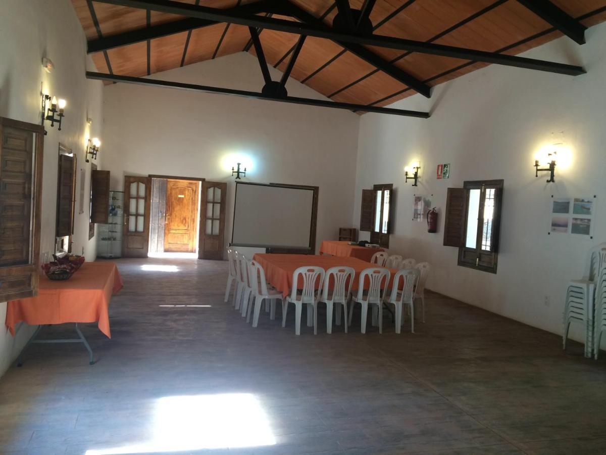 Hostel Centro De Ocio Alua De Andalucia *