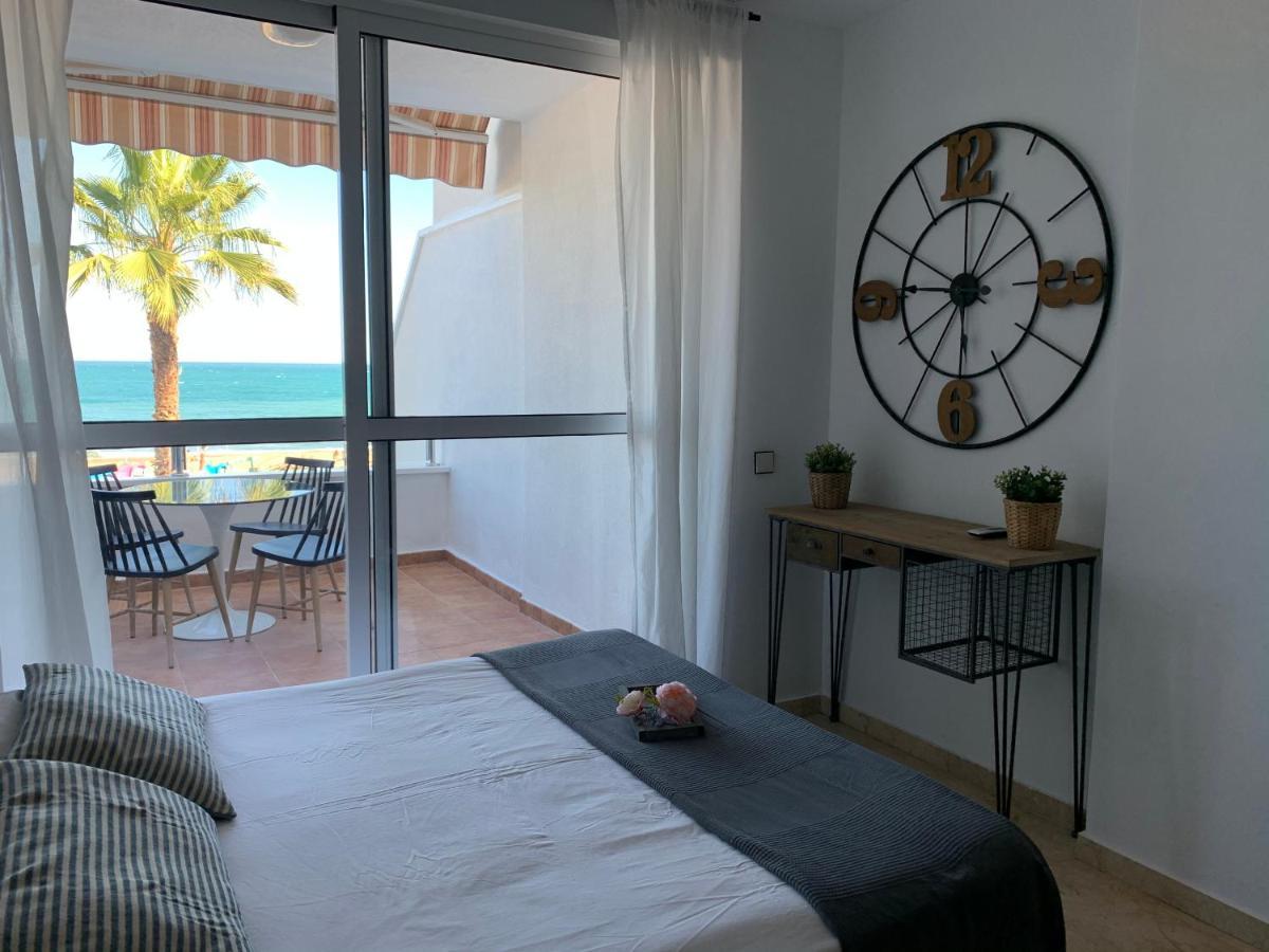 Lujoso Estudio Frontal Al Mar Apartamento *