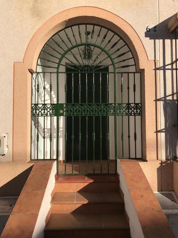 Chipiona/casa Adosada/céntrico+playa/5plazas/garaje/ Сasa de vacaciones