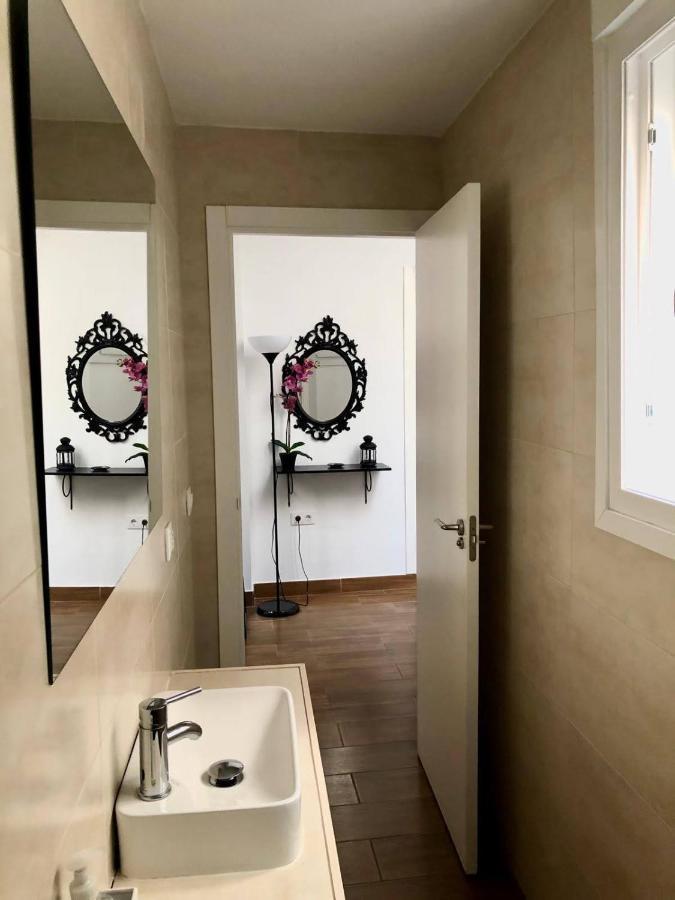 La Luz Del Falla Ha Apartamento Cádiz