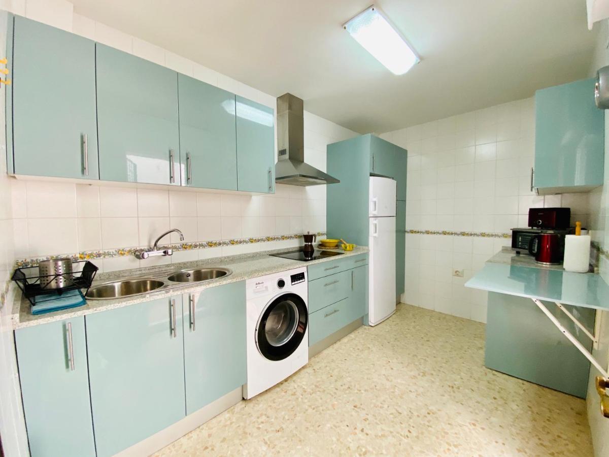 Chipiona/casa Adosada/céntrico+playa/5plazas/garaje/ Сasa de vacaciones *
