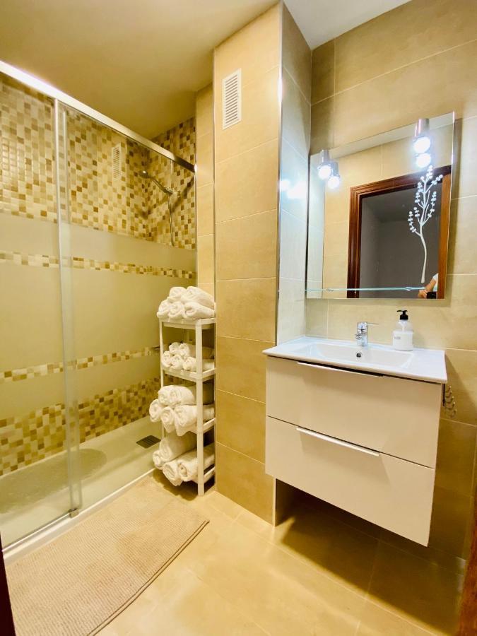 Chipiona/casa Adosada/céntrico+playa/5plazas/garaje/ Сasa de vacaciones