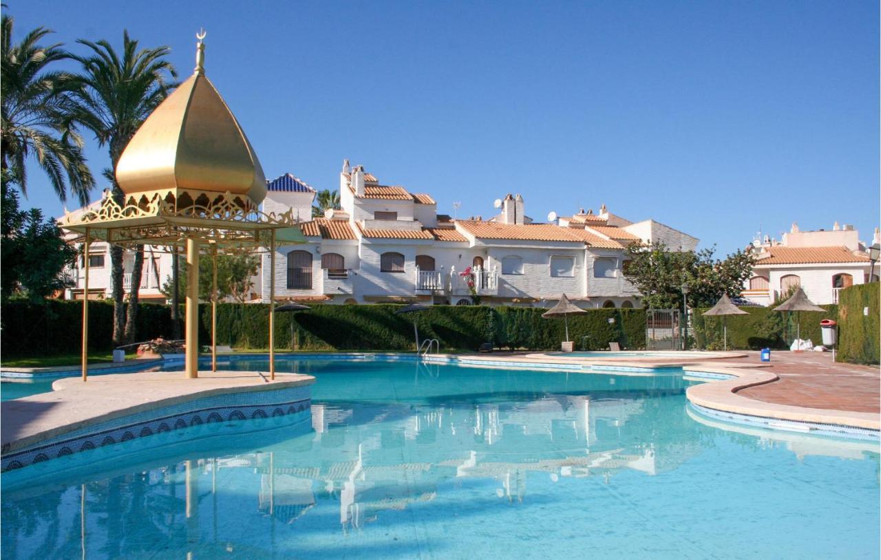 Сasa de vacaciones Lovely In Santa Pola With Kitchen Arenales del Sol