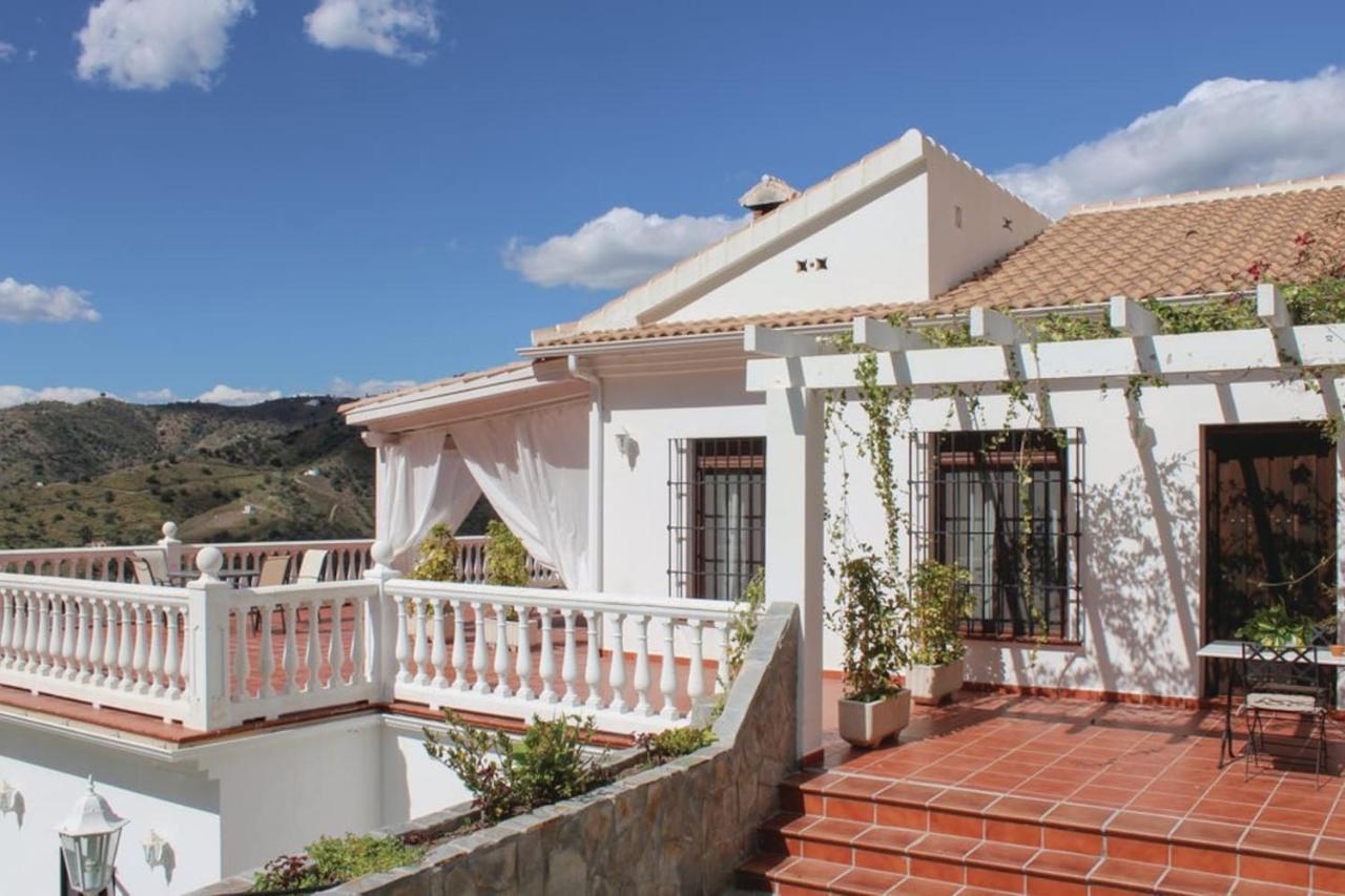 Villa Fuentezuelas Pool Sayalonga