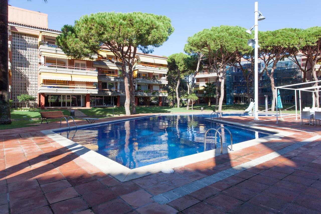 Gavamar Castelldefels Beachfront Apartment- Direct Access To The Beach Apartamento *