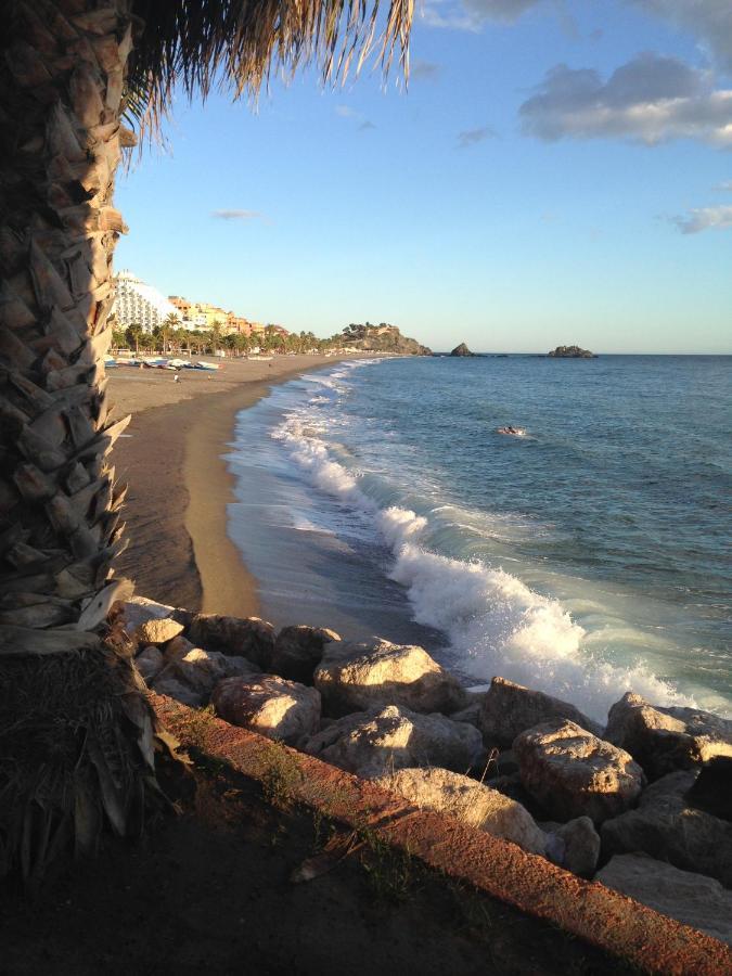1a Linea Playa Com Piscina Aparthotel