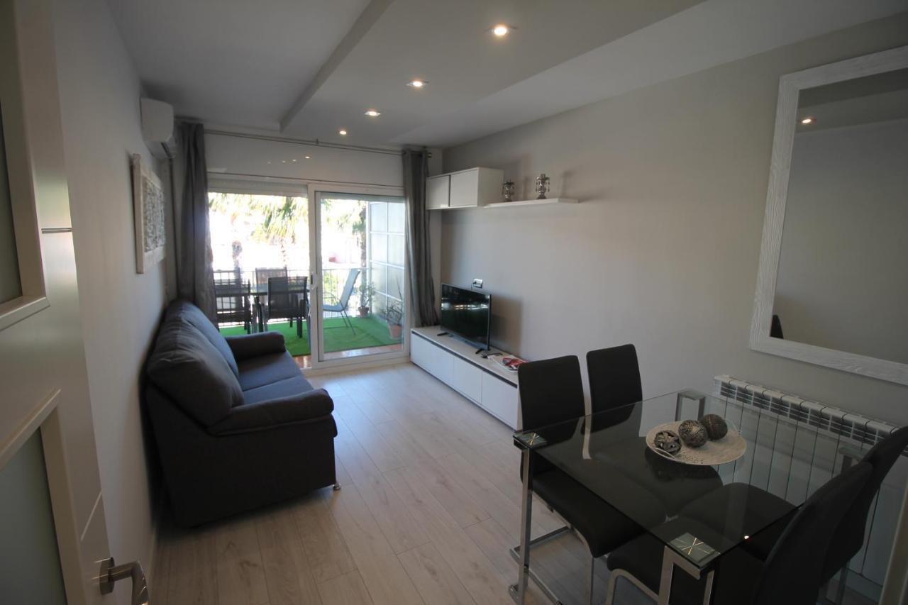 Family Deluxe Apartment Castelldefels